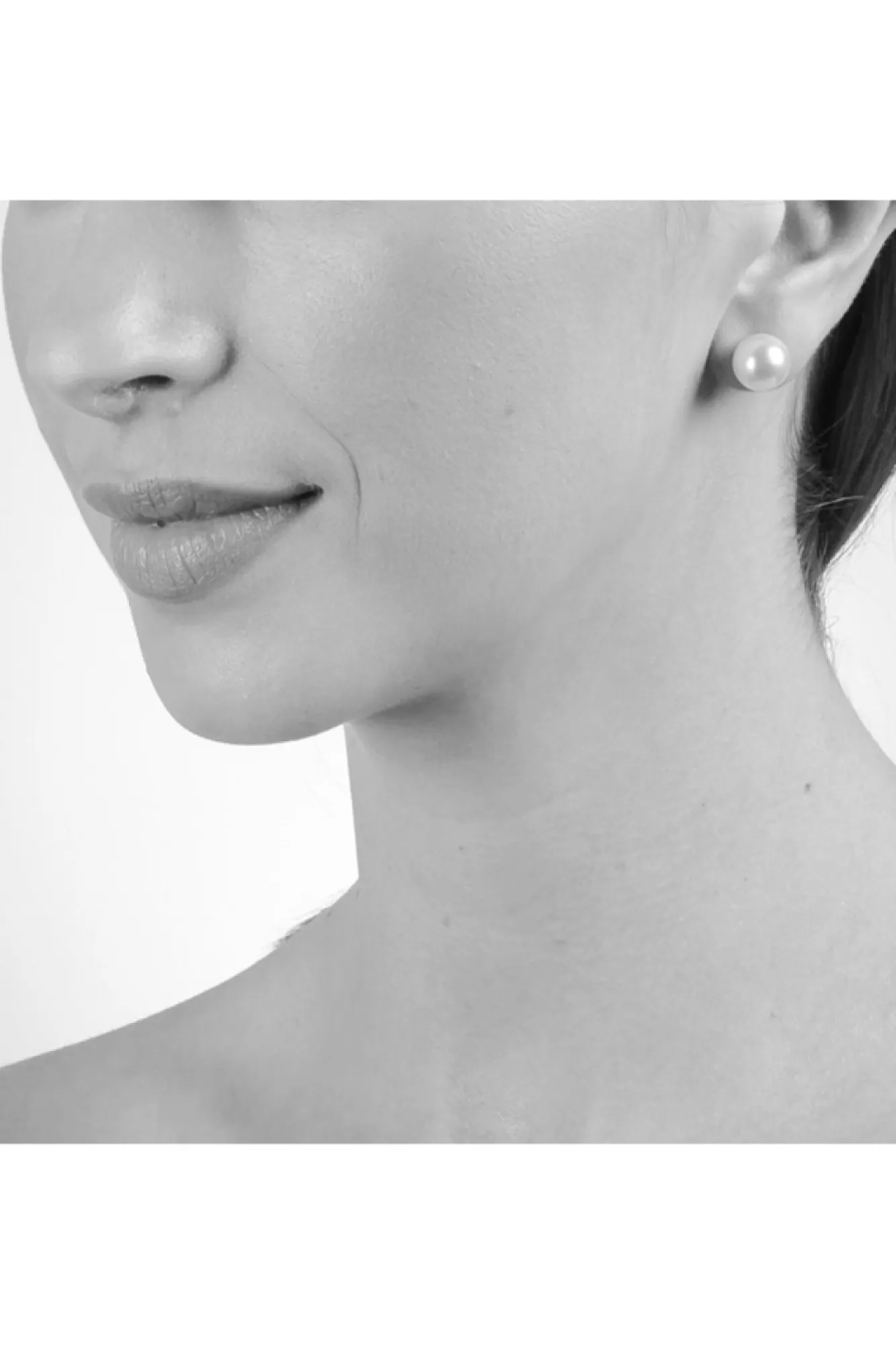 Jewellery^Cachet London Mac 10 Earrings Pearl White
