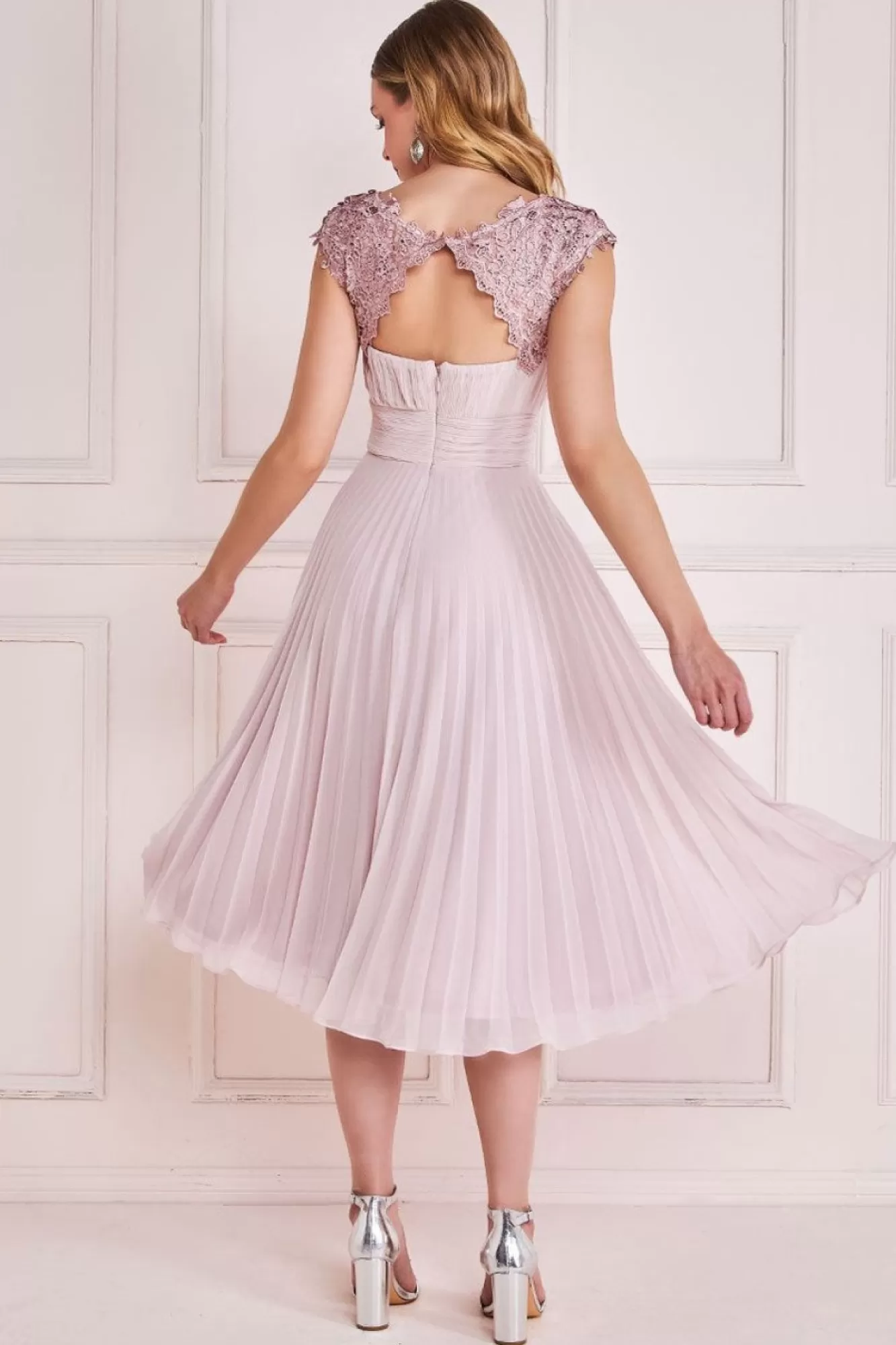 Midi Dresses^* Crochet & Pleated Top Midi Blush