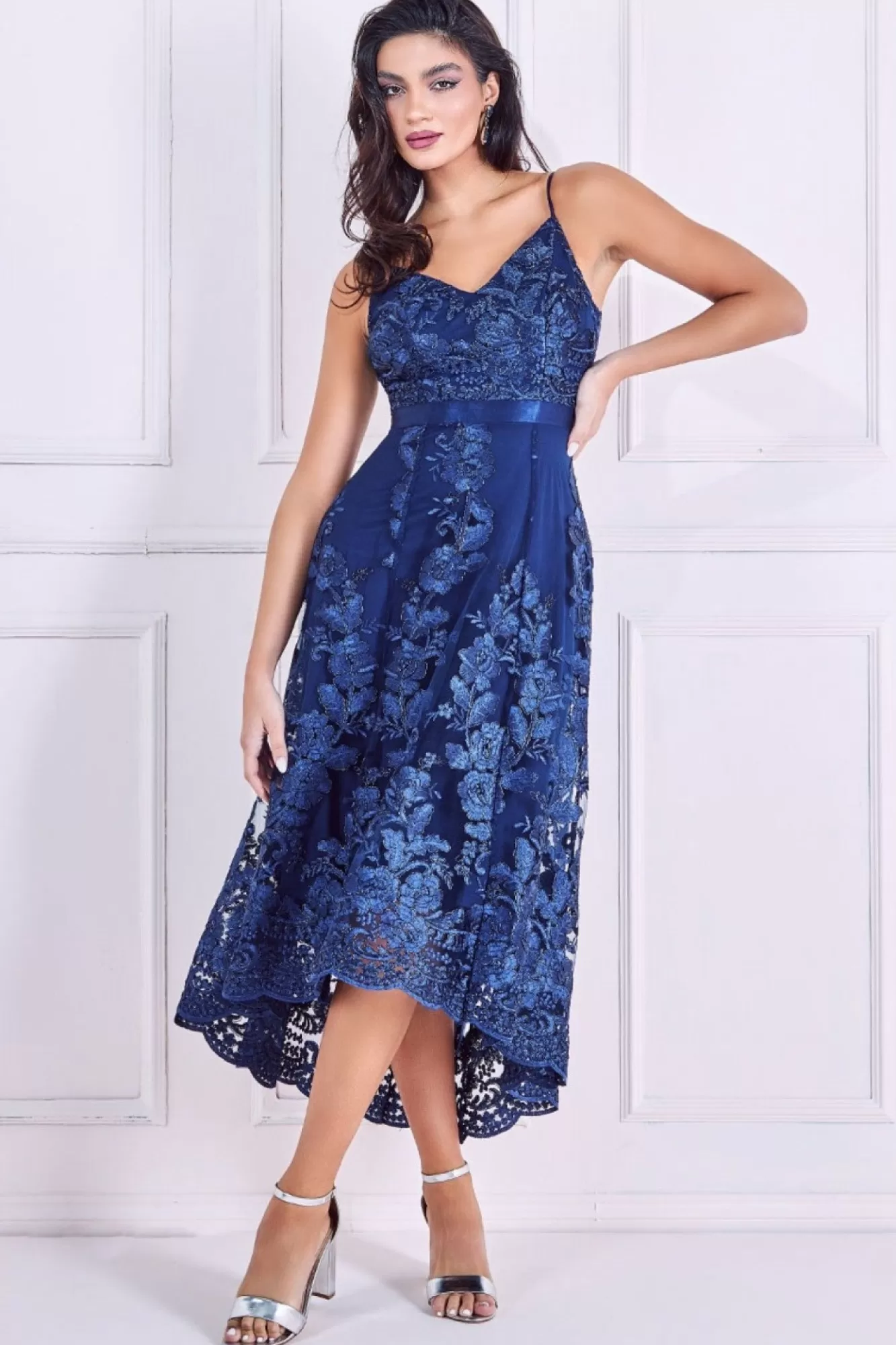 Midi Dresses^* Dipped Hem Sleeveless Lace Midi Navy