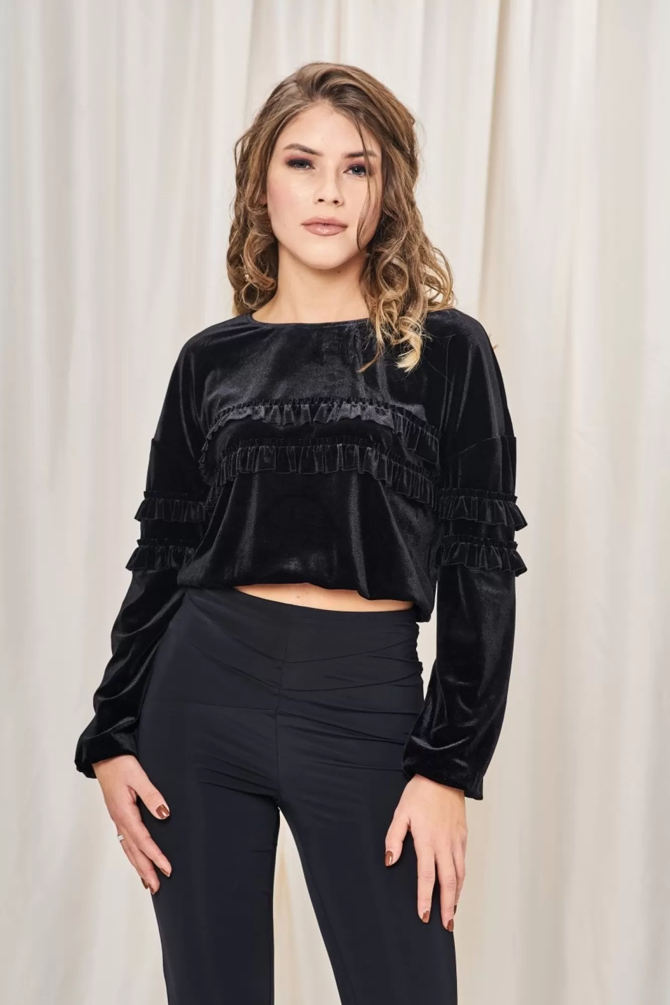 Crop Tops^Double Second Velvet Frill Crop Top With Embroidery Black
