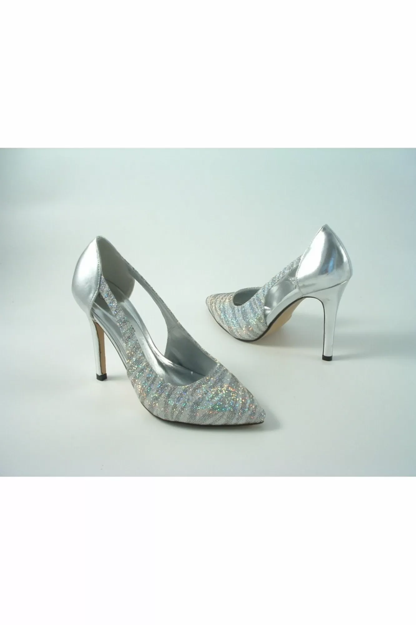 High Heels^Glitz Shoes Glimmer Glamour N Glitz Metallic Open Side Shoe Silver