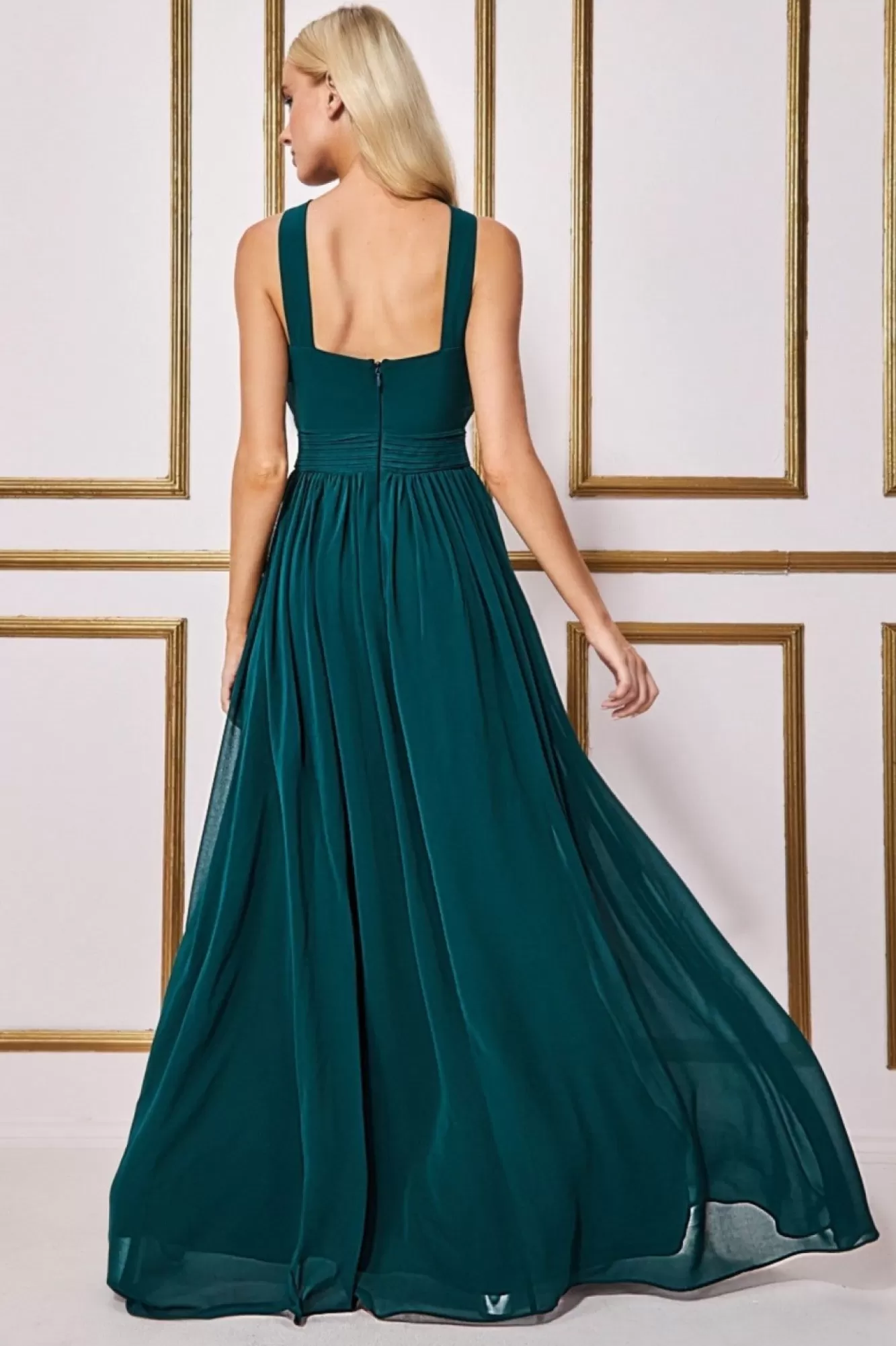 Maxi Dresses^* Halter Neck Chiffon Maxi Dress - Emerald Green Emeraldgreen