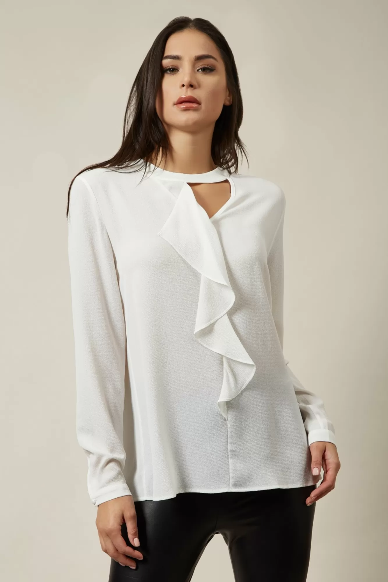 Blouses^Hoxton Gal Oversize Top Ruffle Front Relax Fit Blouse White