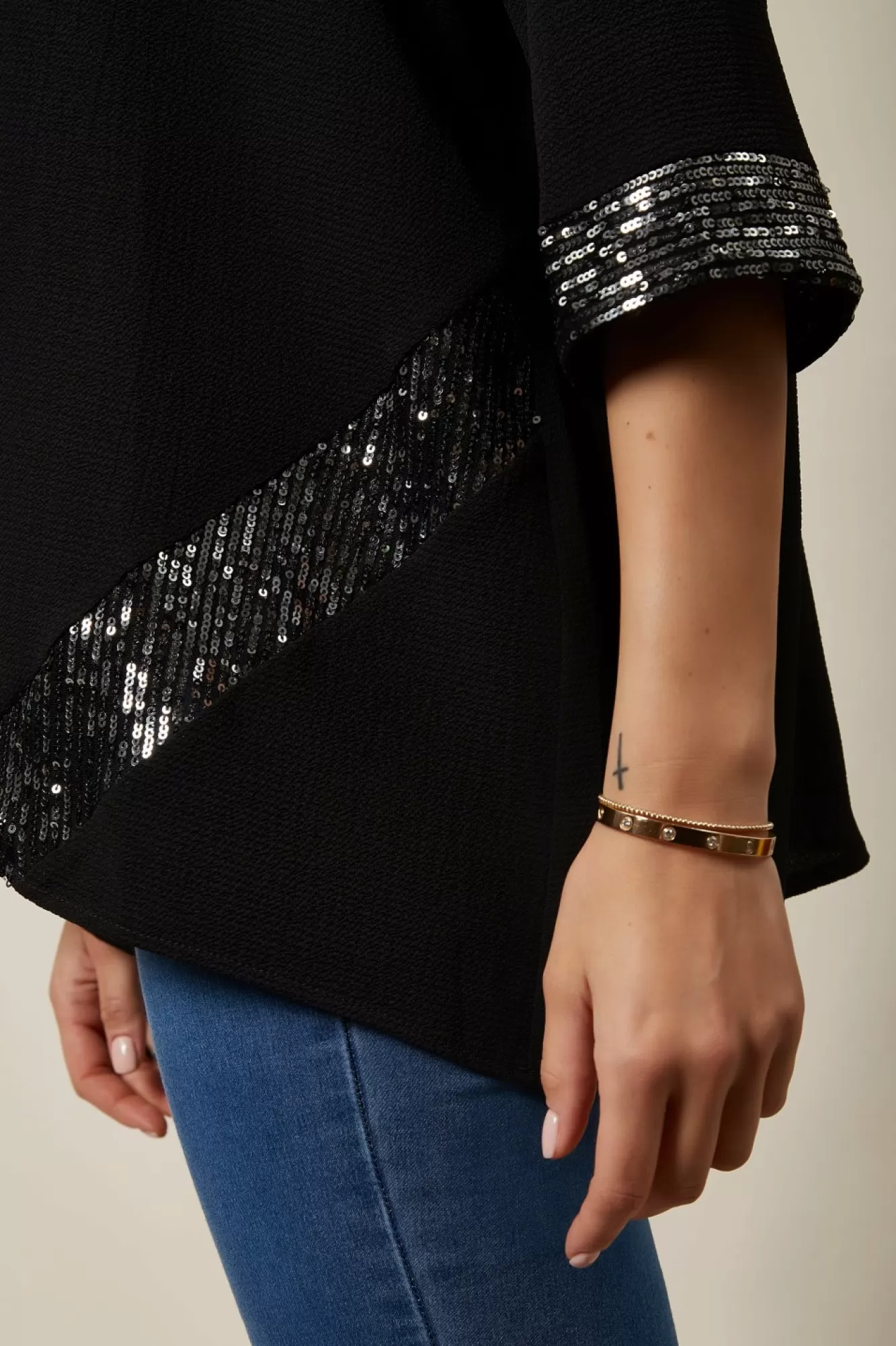Blouses^Hoxton Gal Oversized Sequin Detail Top In Black