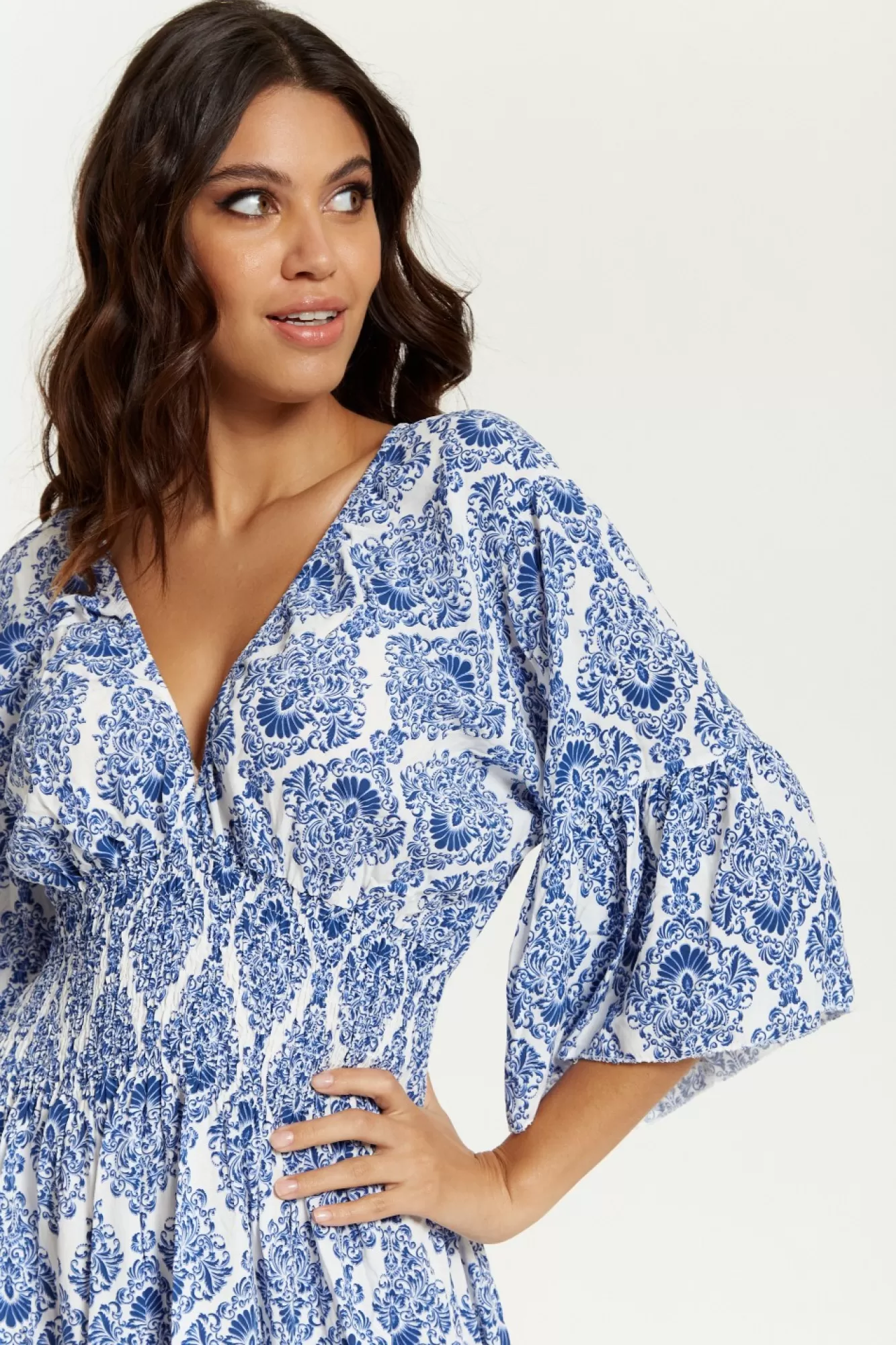 Midi Dresses^Hoxton Gal Oversized V Neck Detailed Printed Midi Dress Blue