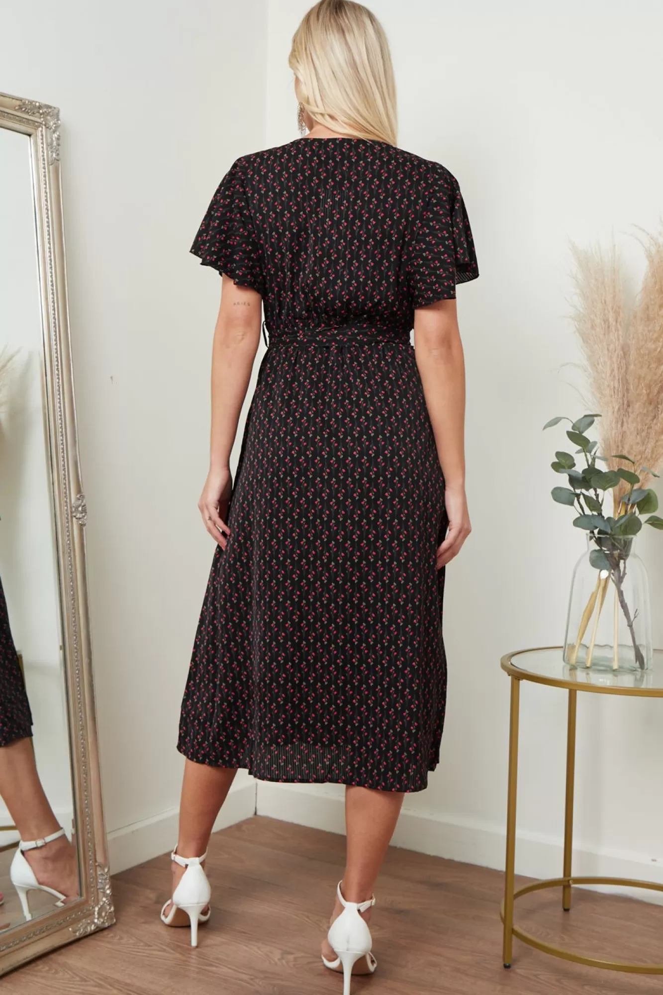 Midi Dresses^Lilura London Angel Sleeves Midi Wrap Dress In Floral Black