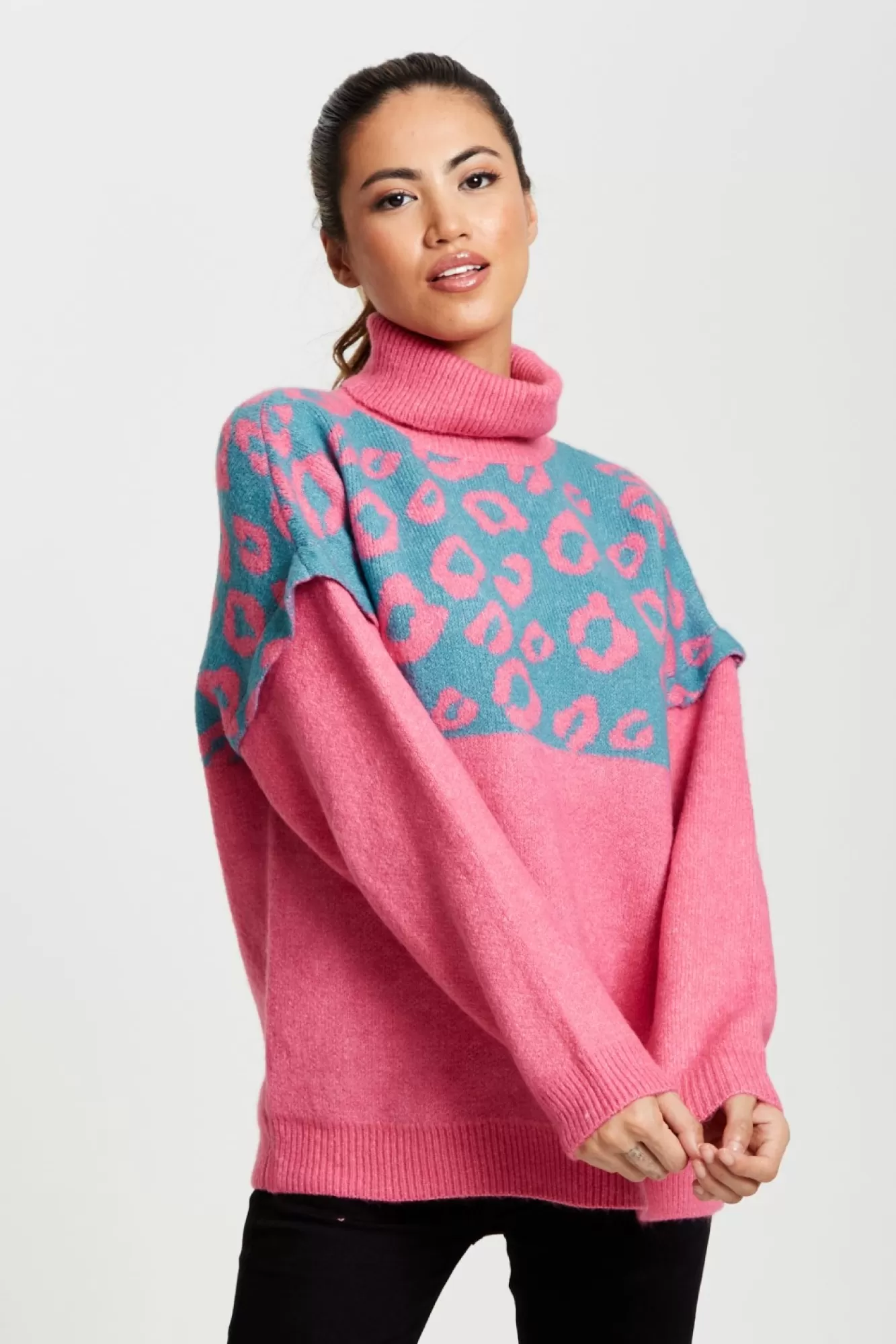 Jumpers^Liquorish Animal Pattern Roll Neck Jumper Pink