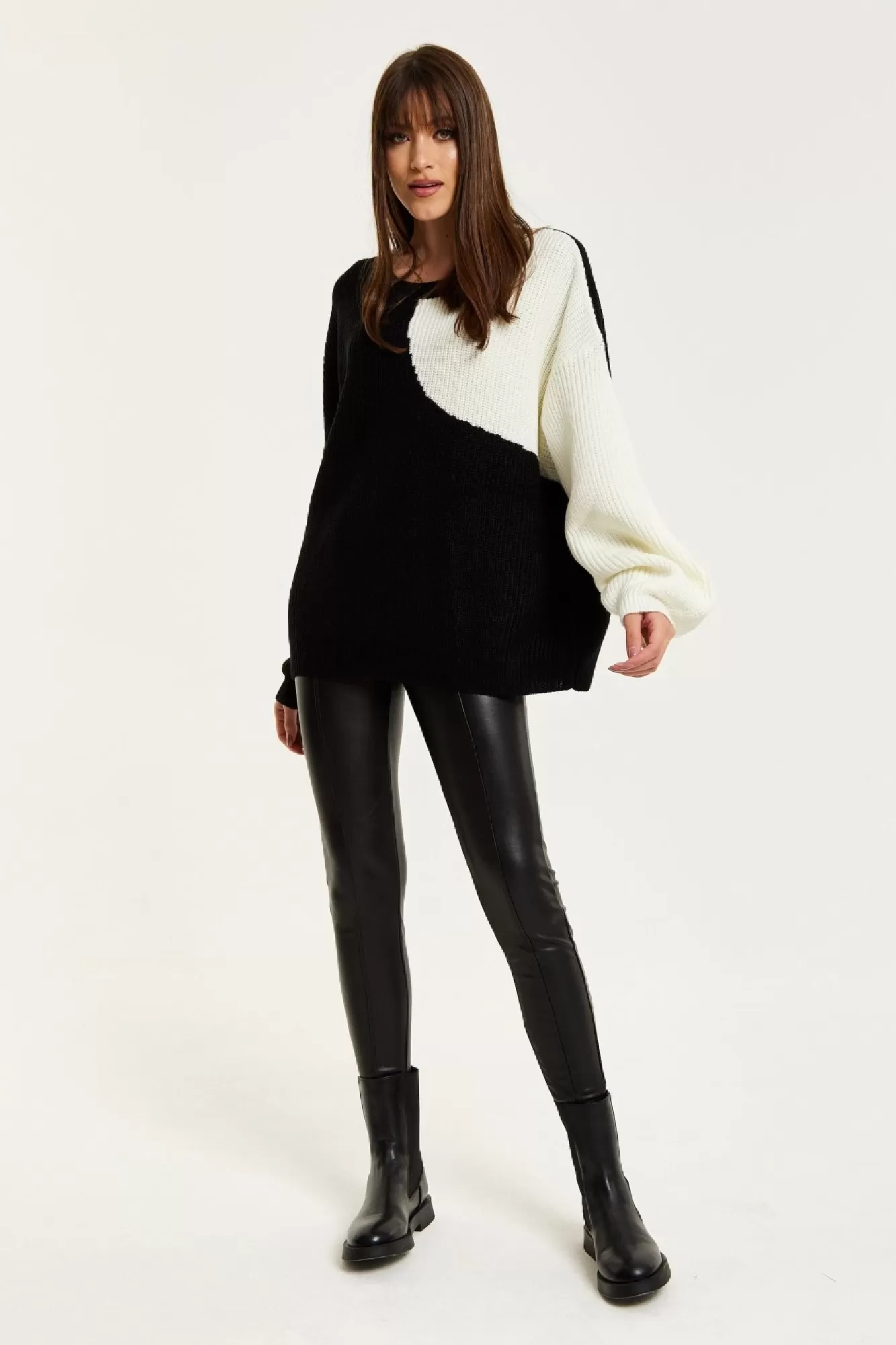 Jumpers^Liquorish Colour Block Jumper In Black And White Multicolor