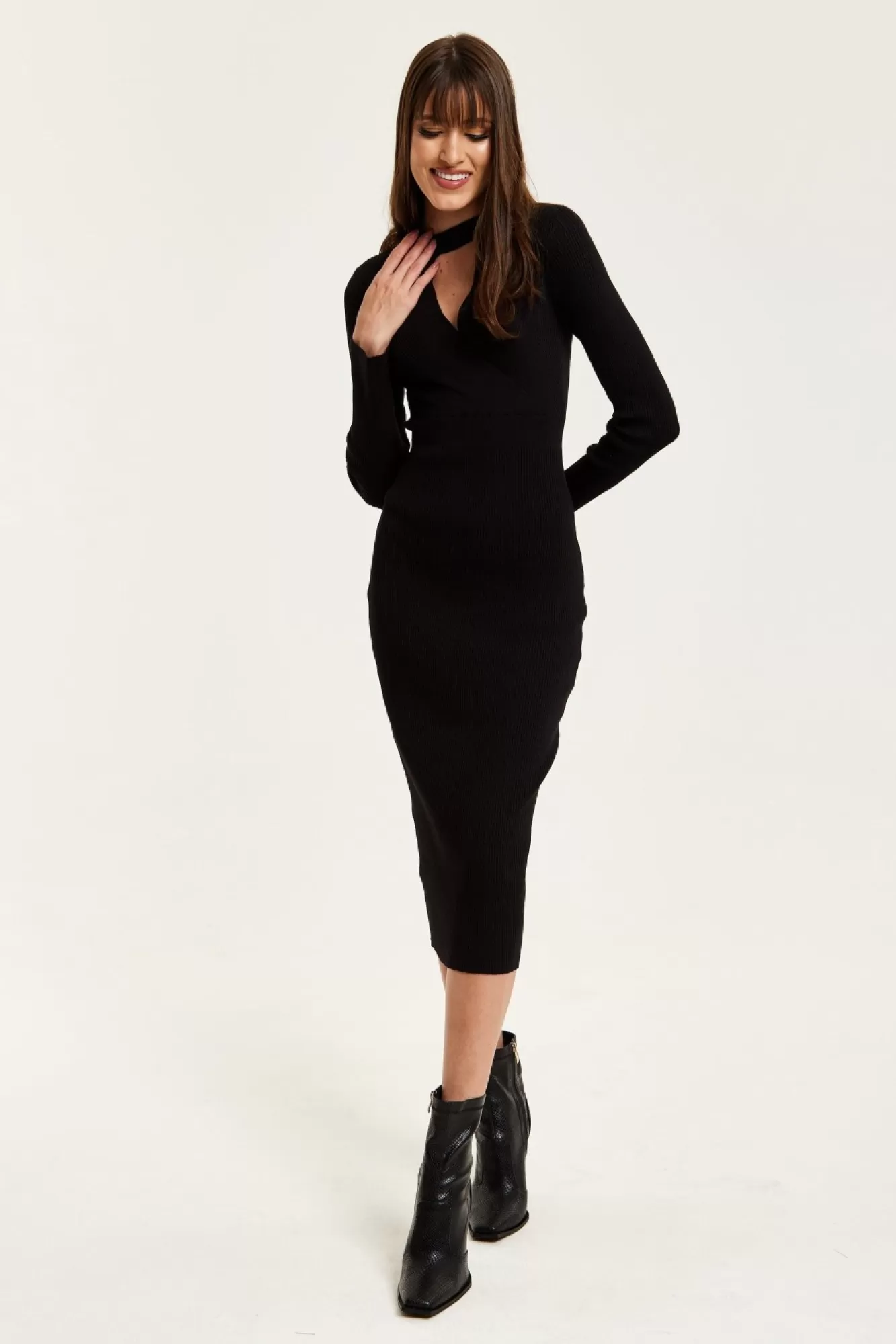 Midi Dresses^Liquorish Cut Out Front Ribbed Midi Knit Dress In Black