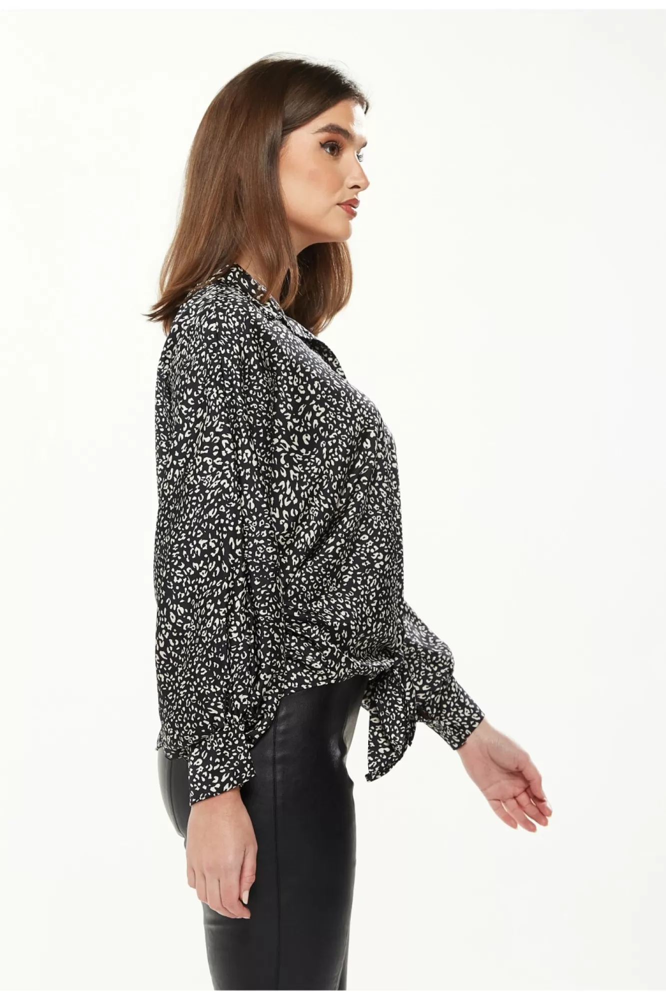 Blouses^Liquorish Divine Grace Blouse Front Tie In Black & White Blackwhite