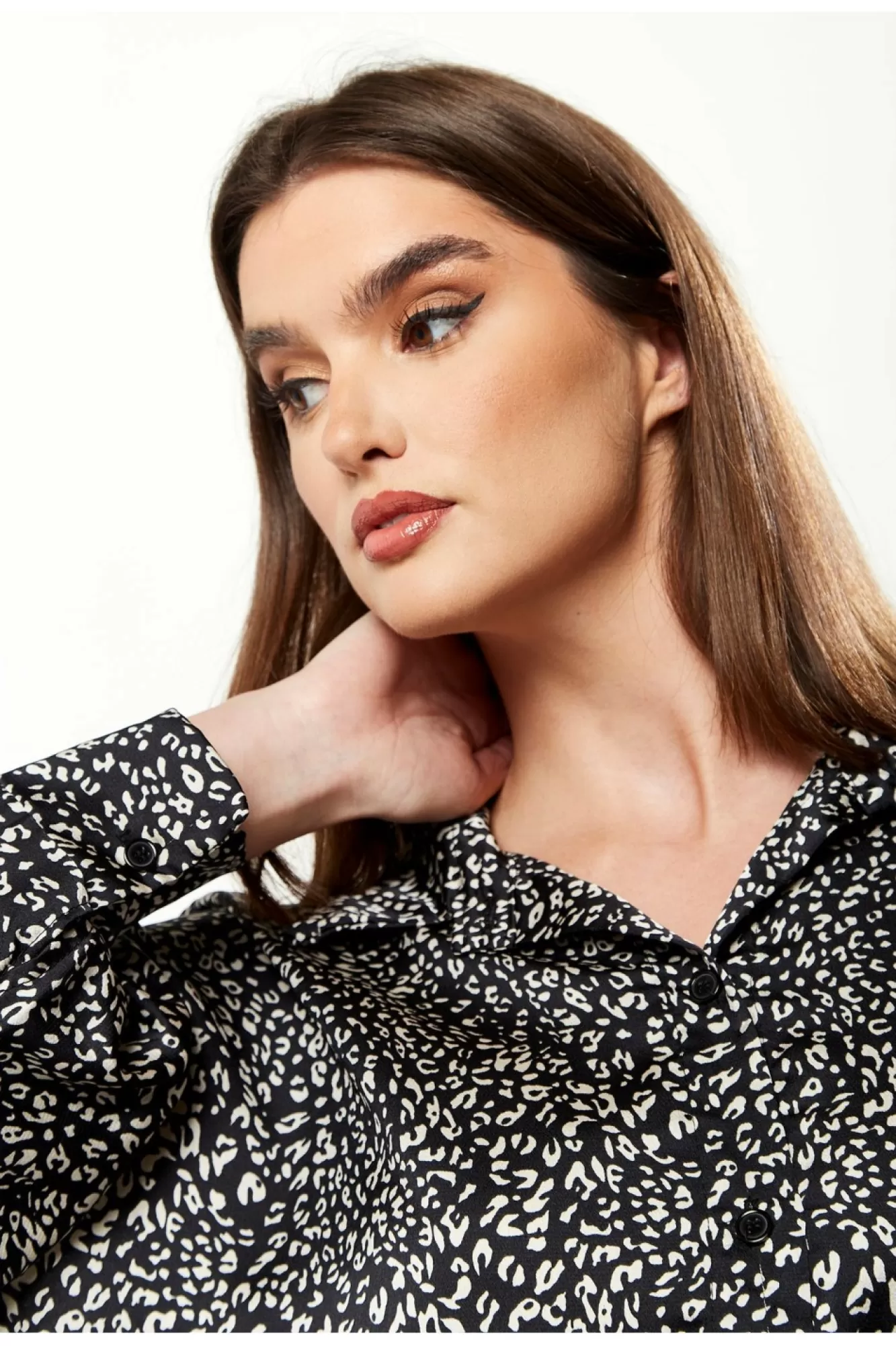 Blouses^Liquorish Divine Grace Blouse Front Tie In Black & White Blackwhite