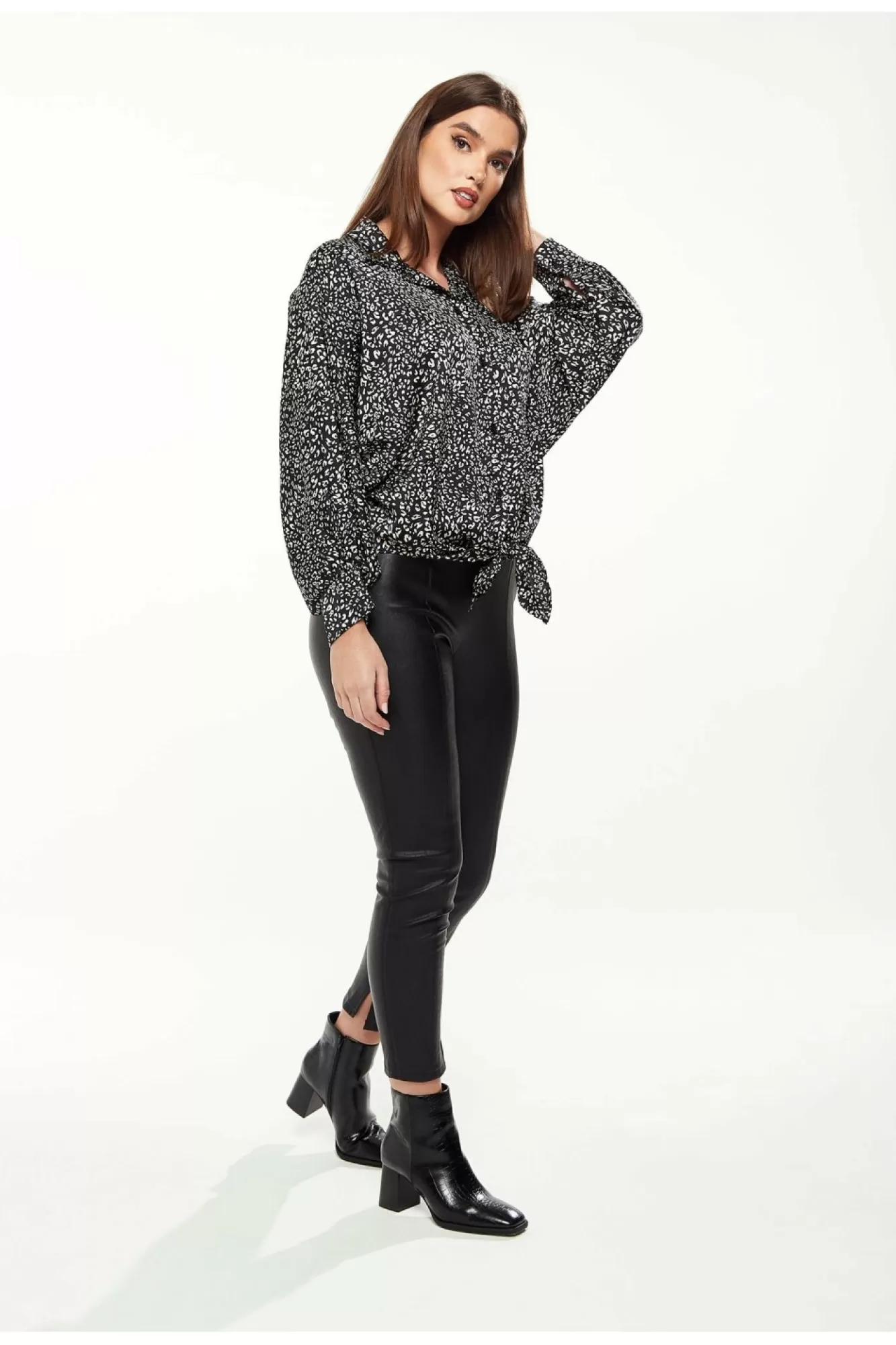 Blouses^Liquorish Divine Grace Blouse Front Tie In Black & White Blackwhite