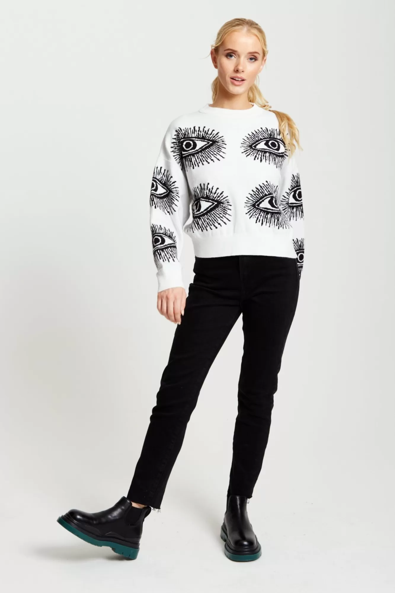 Jumpers^Liquorish Eye Pattern Jumper In White