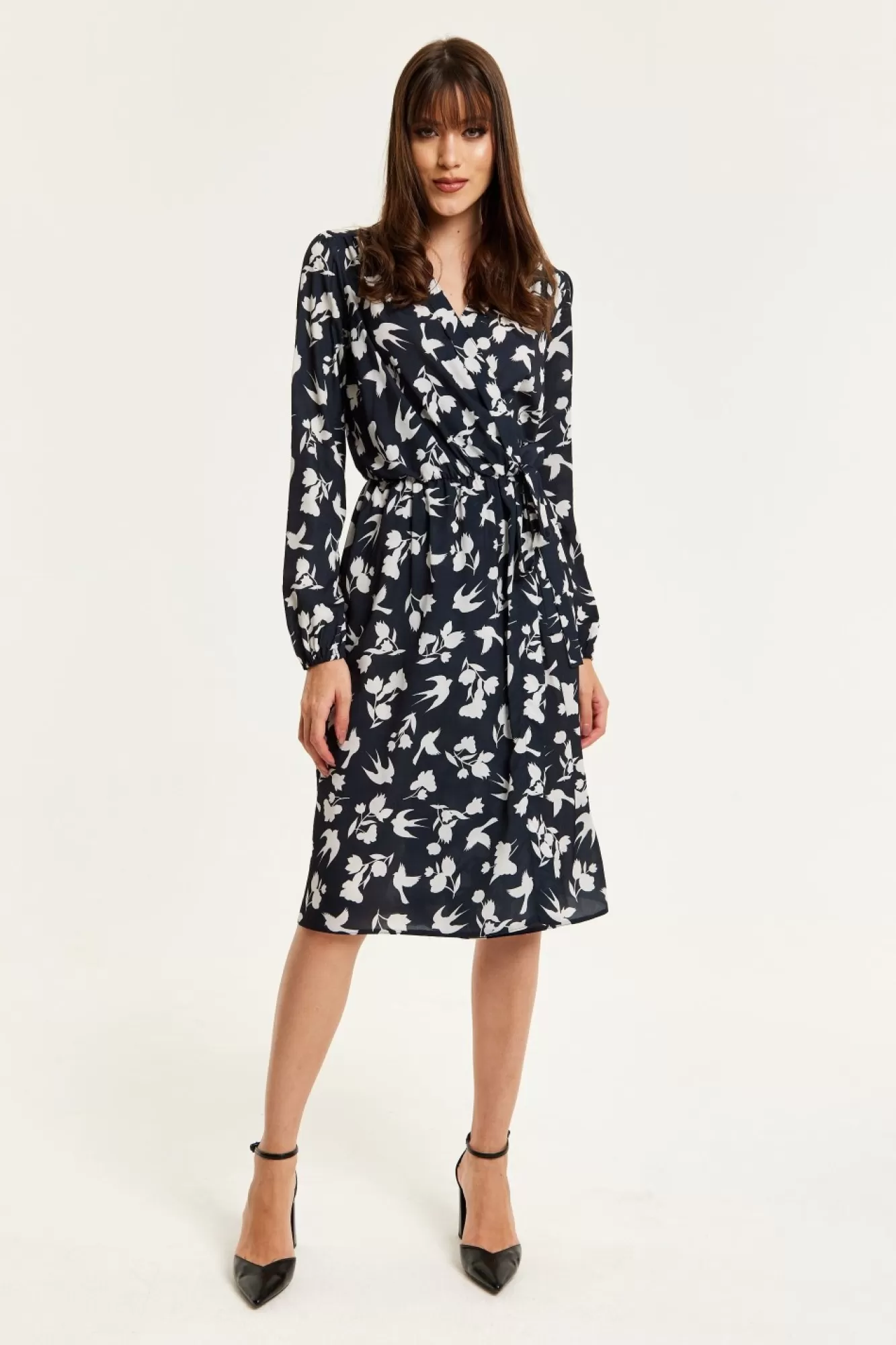 Midi Dresses^Liquorish Floral And Bird Print Midi Fake Wrap Dress In Black