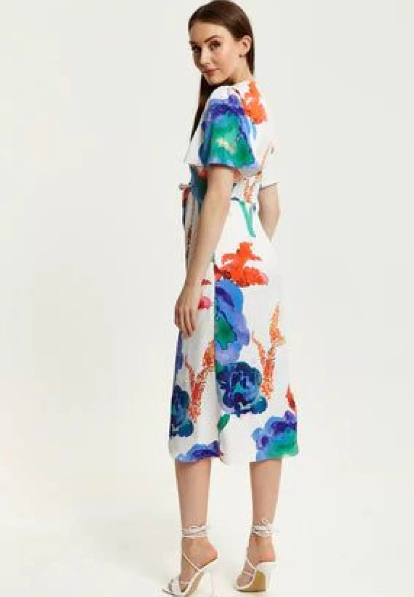 Midi Dresses^Liquorish Floral Print White Based Midi Wrap Dress Multicolor