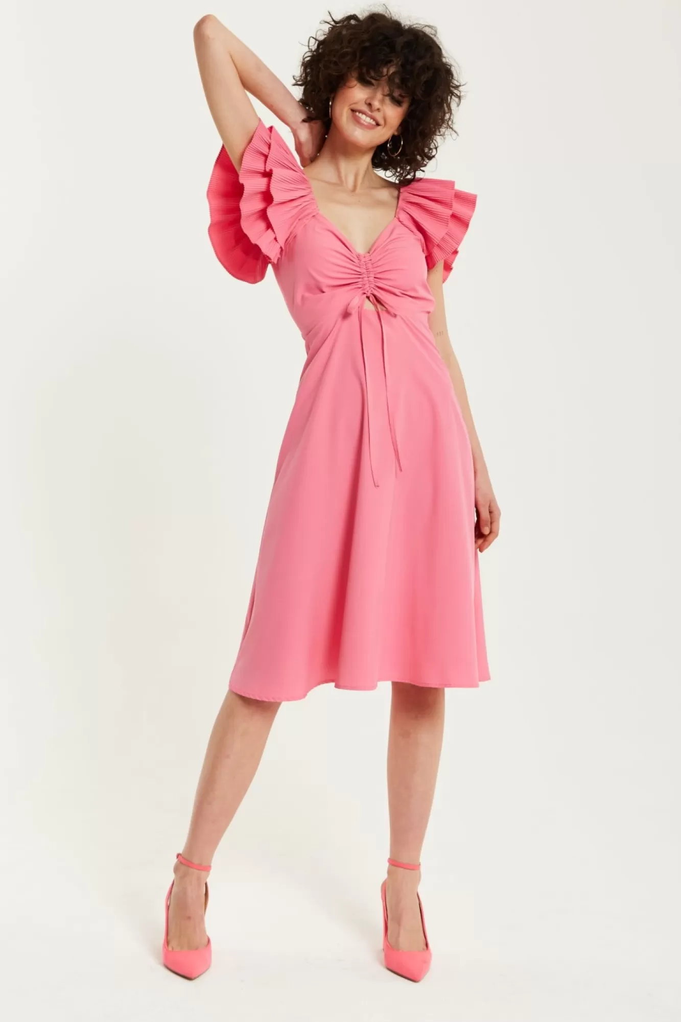 Midi Dresses^Liquorish Frill Sleeves Midi In With Ruching Front Pink