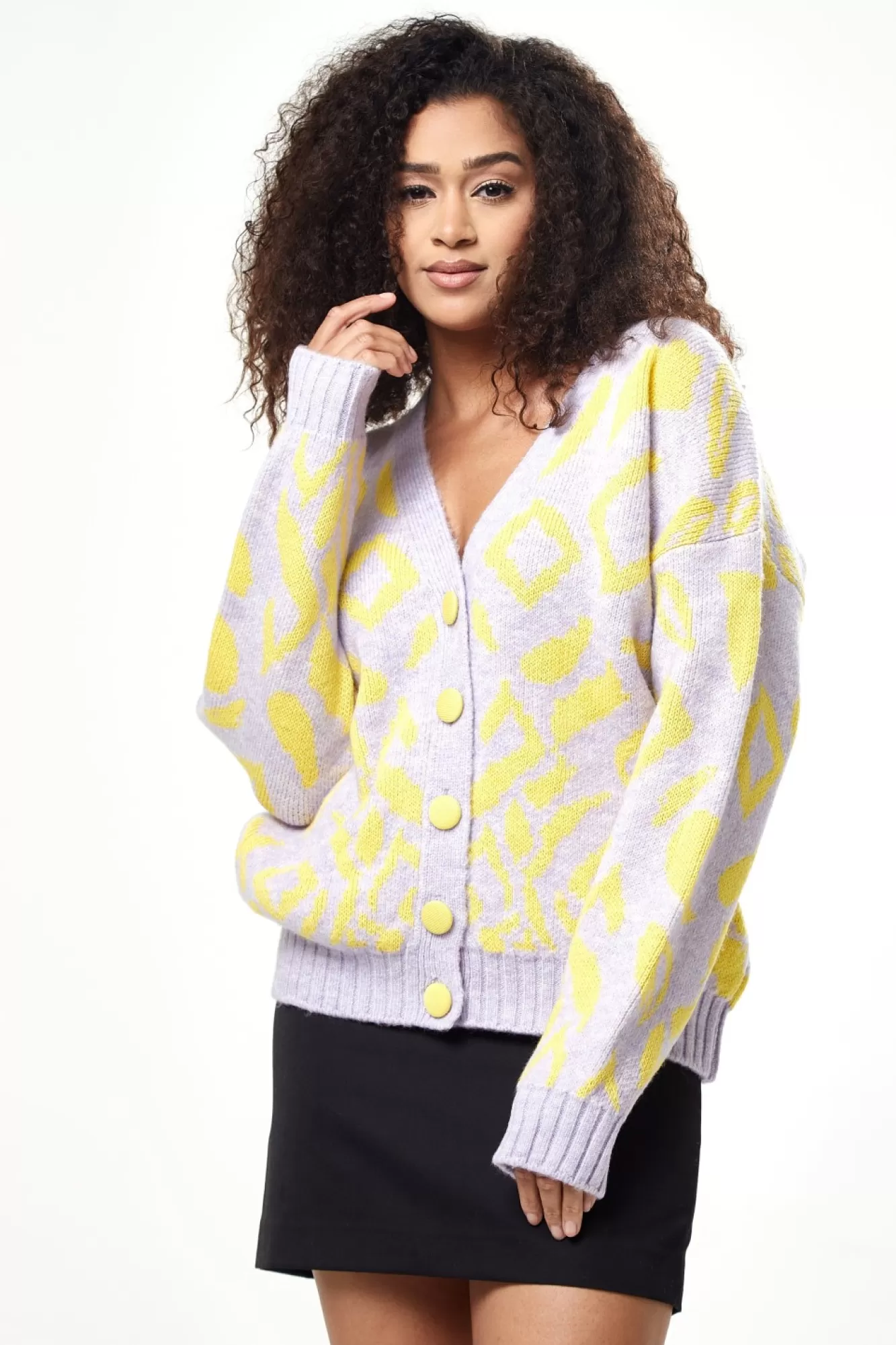 Cardigans^Liquorish Geometric Pattern Cardigan In Yellow And Lilac