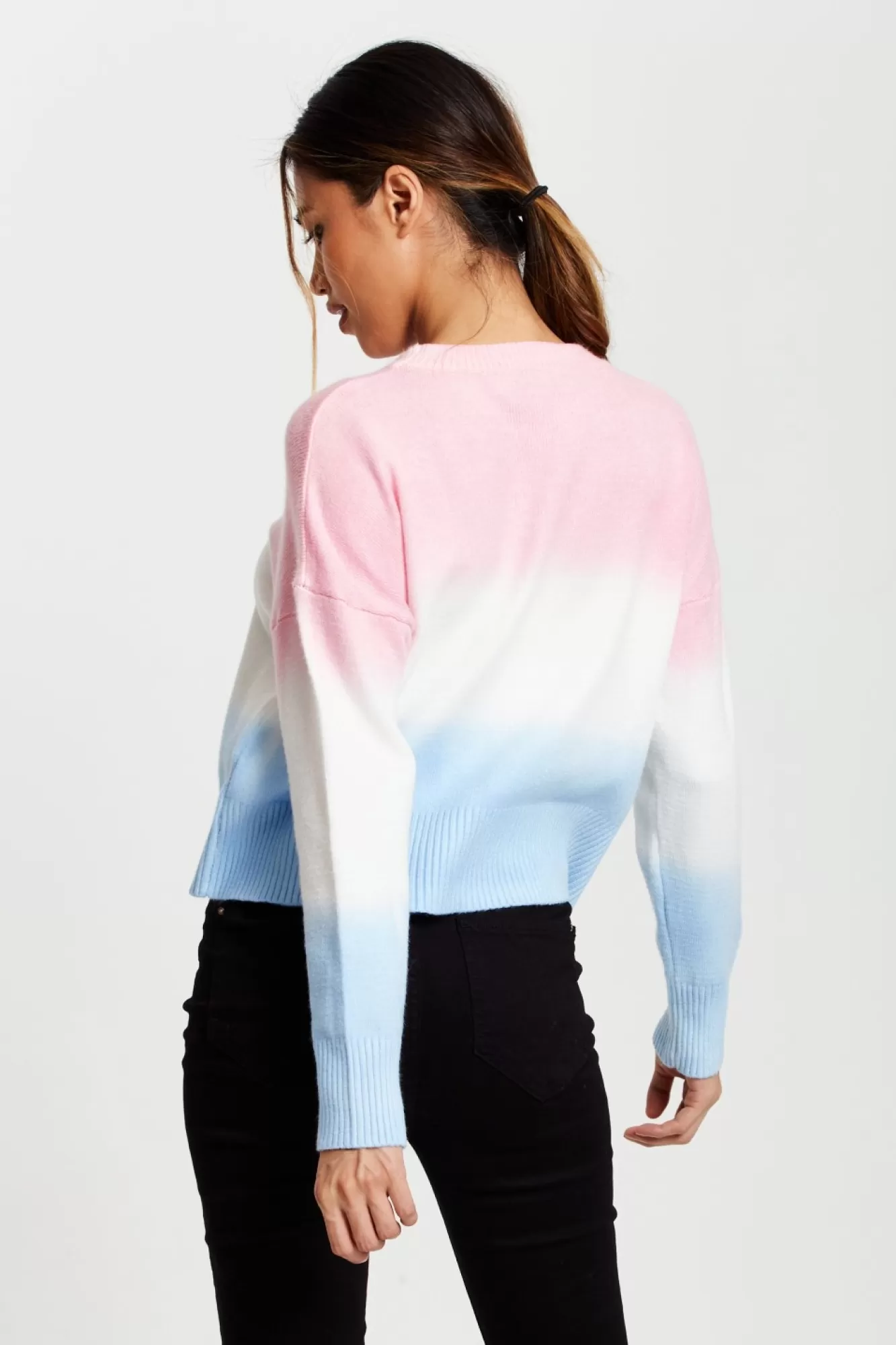 Jumpers^Liquorish Ombre Pattern Jumper In Pink, White And Blue Multicolour