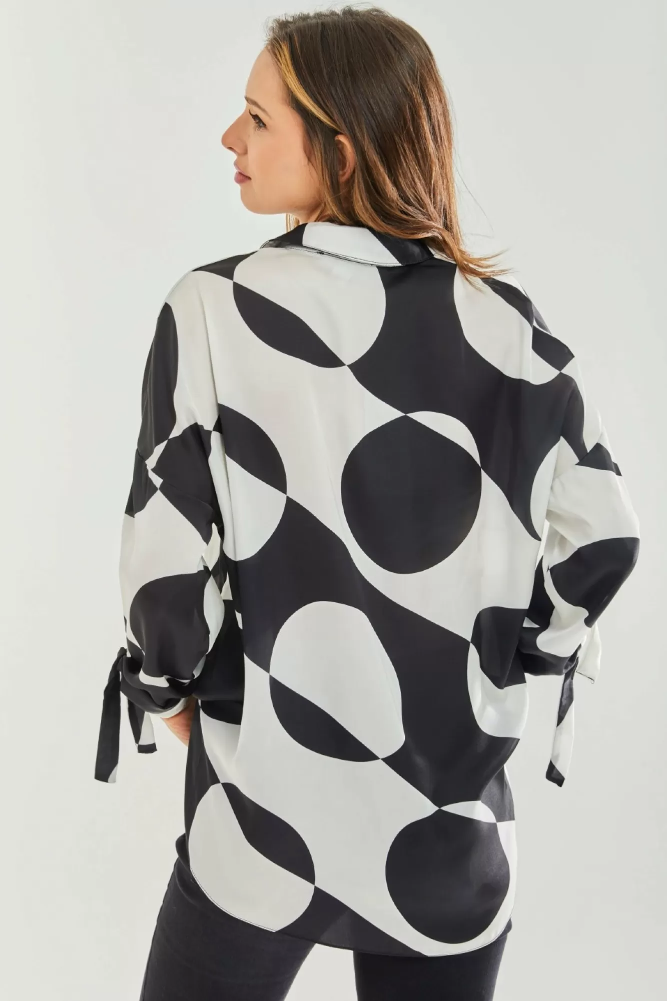 Blouses^Liquorish Oversized Polka Stripe Pattern Black White Blouse Blackwhite