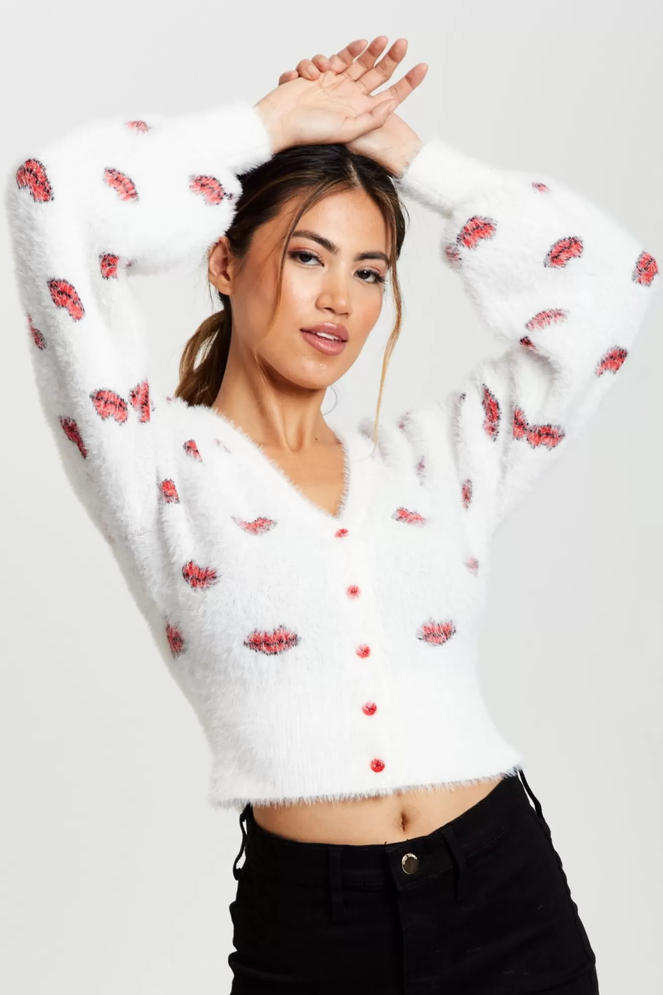 Cardigans^Liquorish Red Lip Pattern Fluffy Cardigan In White