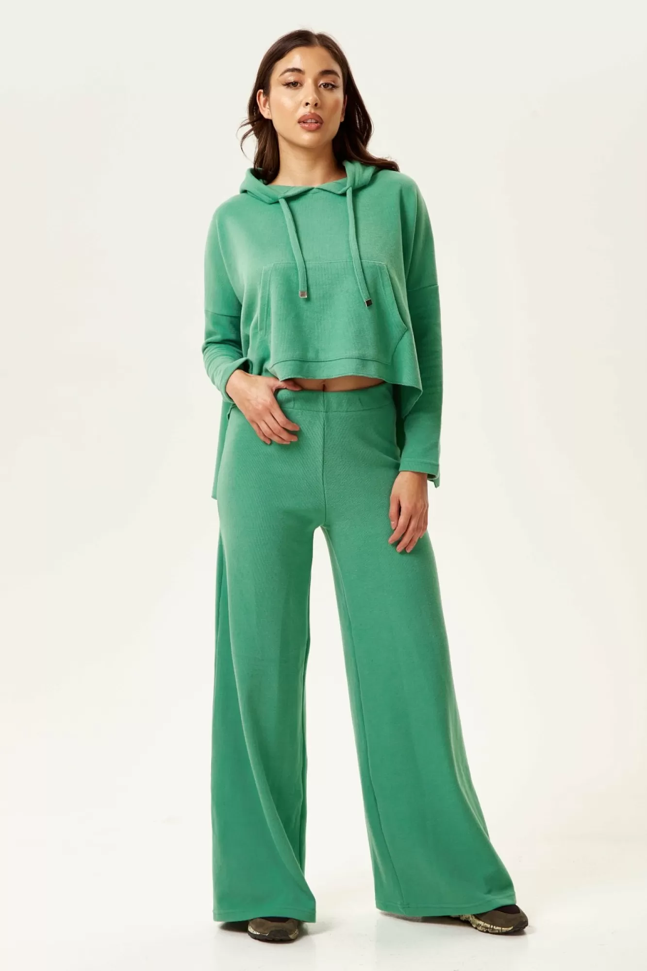 Loungewear & Sleepwear^Liquorish Wide-Leg Tracksuit Pant In Green