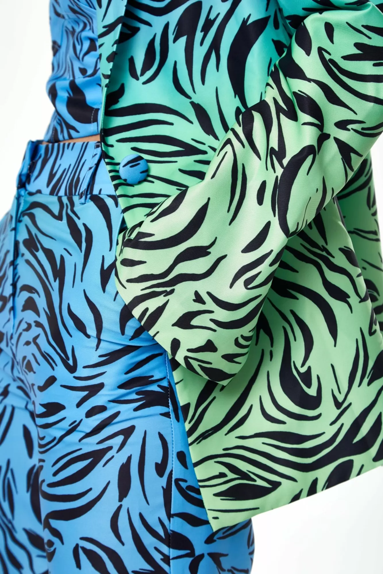 Outerwear^Liquorish Zebra Print Ombre Blazer In Blue And Green Bluegreen
