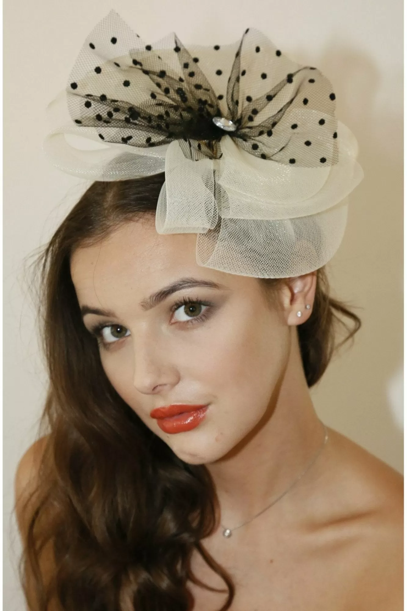 Hats & Fascinators^RubyRocks Peni Facinator Beige