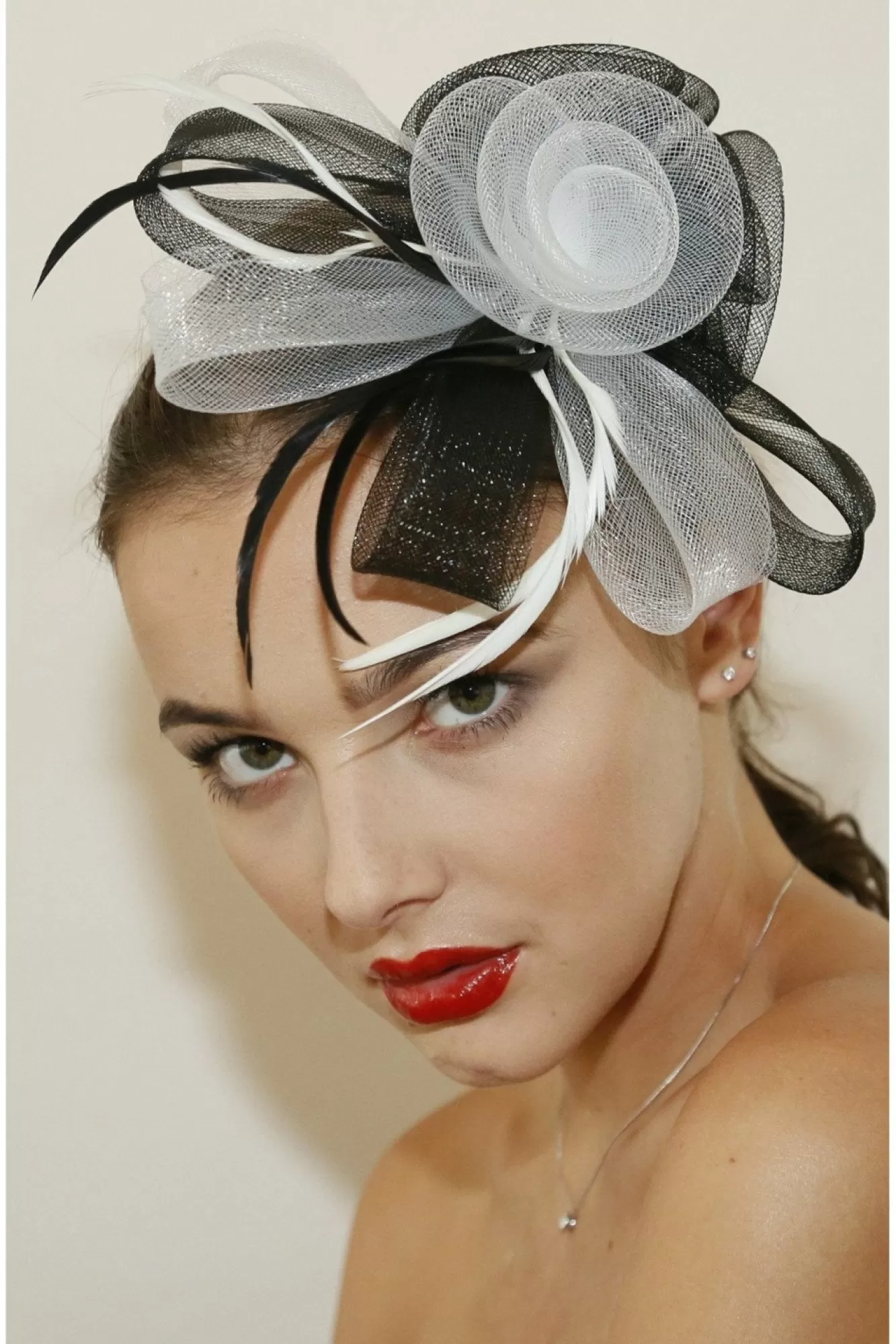 Hats & Fascinators^RubyRocks Sancha Facinator /White Black
