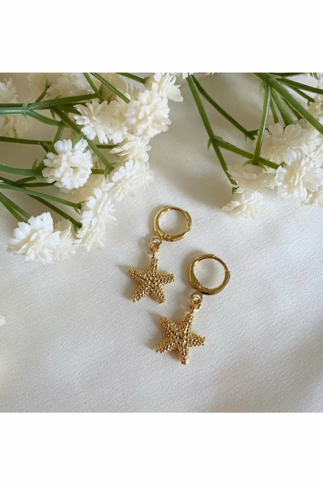 Jewellery^Wisteria London Isla Starfish Huggie Hoop Earrings Gold