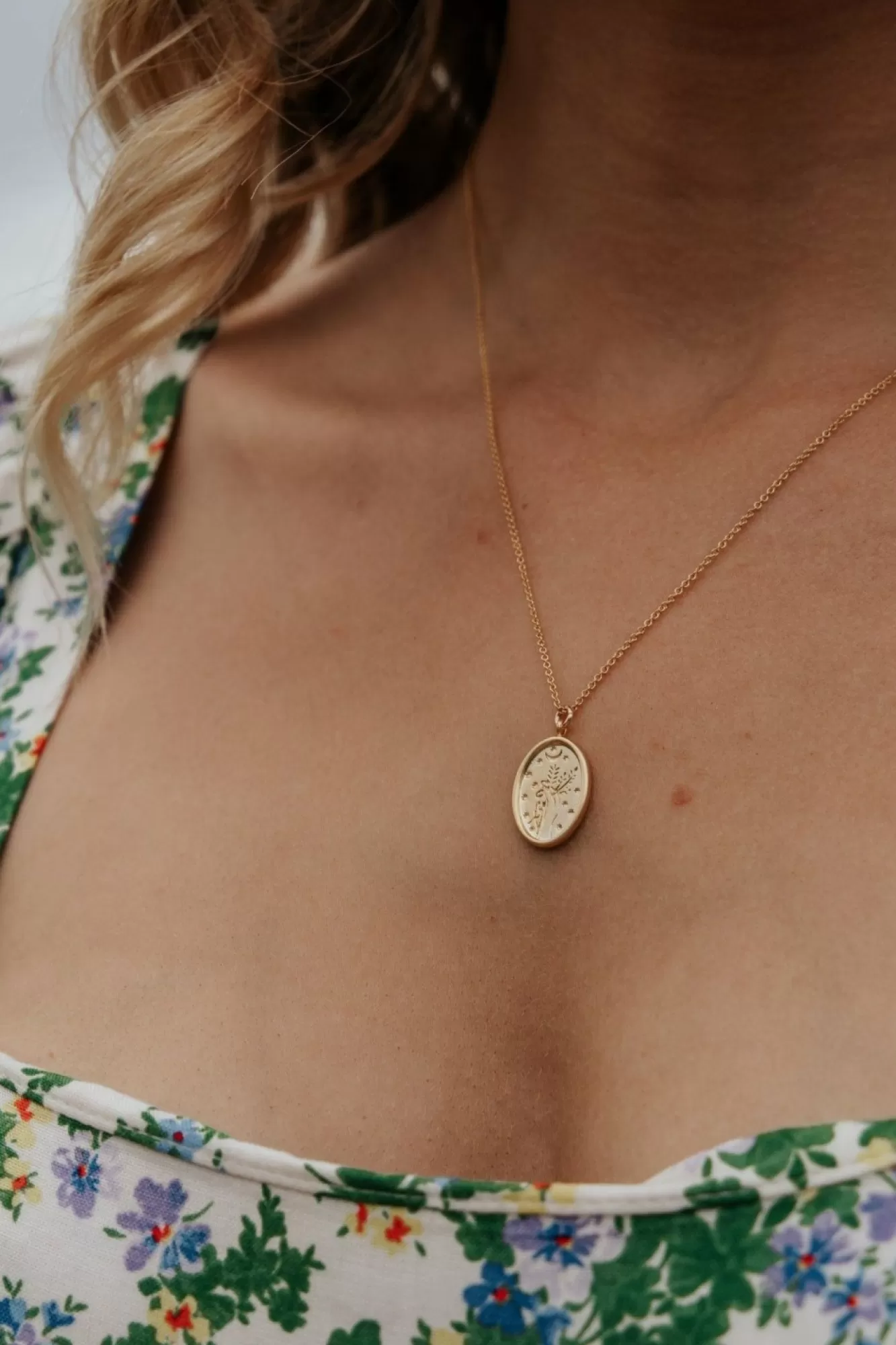 Jewellery^Wisteria London Juniper Wildflower Necklace Gold