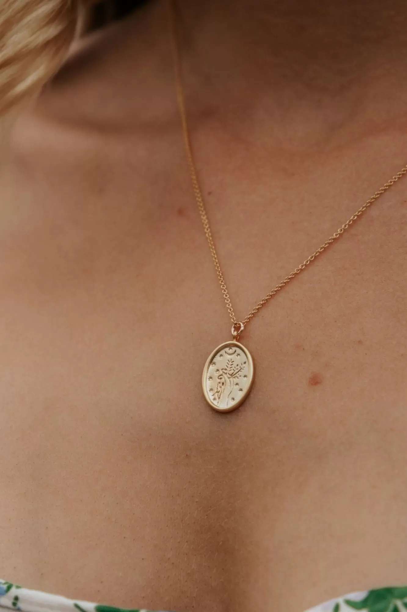 Jewellery^Wisteria London Juniper Wildflower Necklace Gold