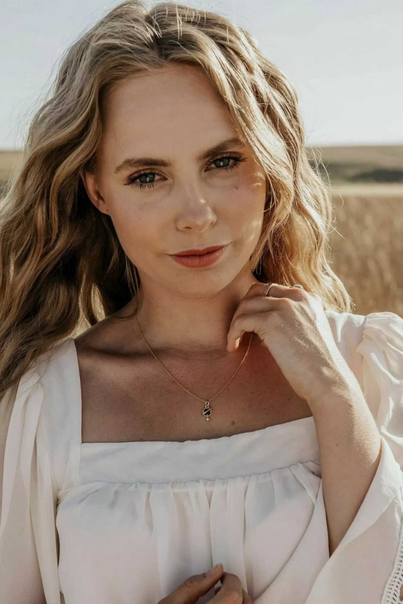 Jewellery^Wisteria London Orion Planet And Star Necklace Gold
